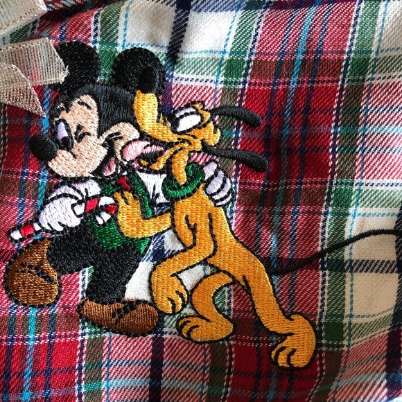 Brand New Disney Christmas Plaid 2-Piece Pajamas PJs with Mickey & Pluto - Picture 3 of 5